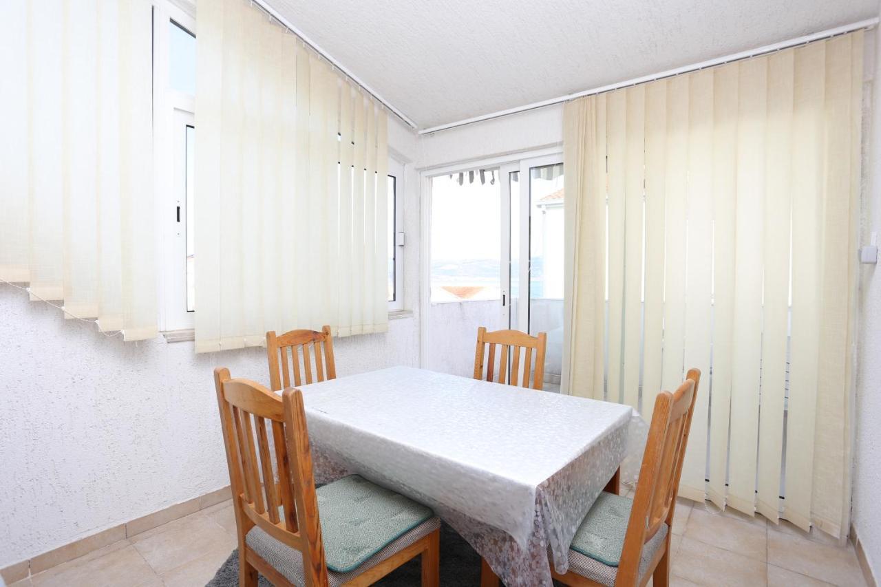 Apartments By The Sea Slatine, Ciovo - 16345 外观 照片