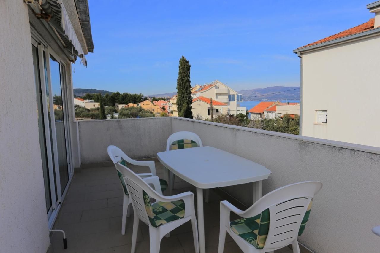 Apartments By The Sea Slatine, Ciovo - 16345 外观 照片