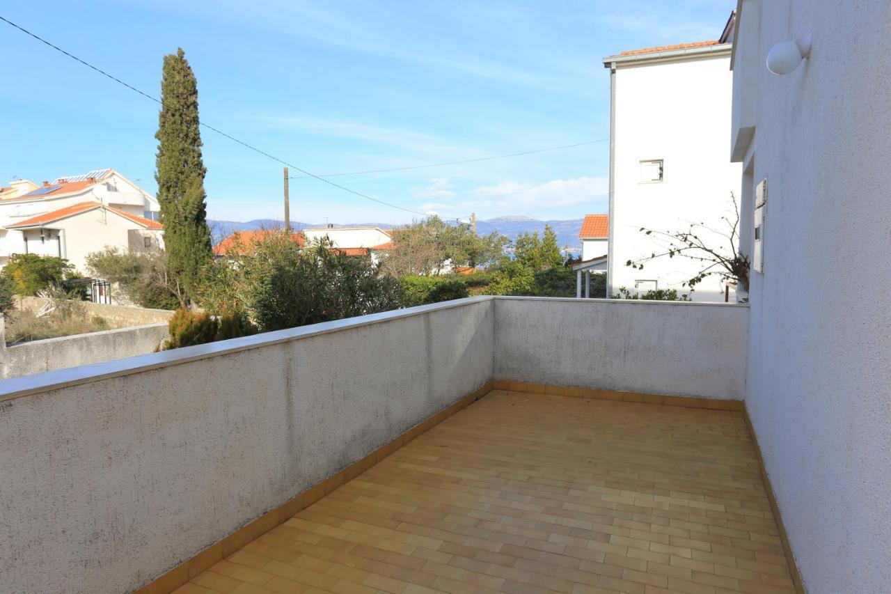 Apartments By The Sea Slatine, Ciovo - 16345 外观 照片