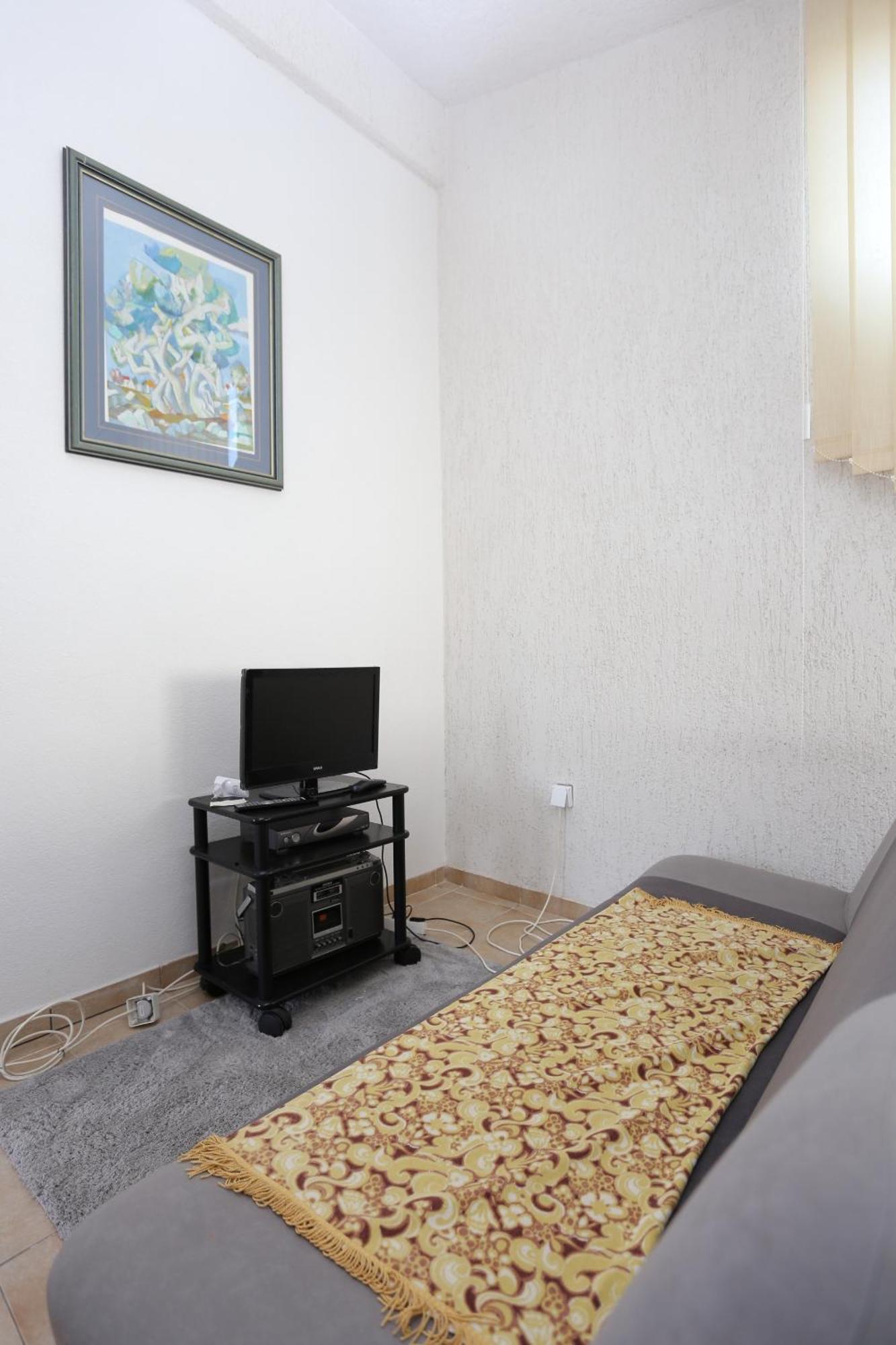 Apartments By The Sea Slatine, Ciovo - 16345 客房 照片